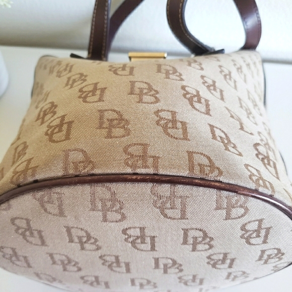 Dooney & Bourke Bucket Bag Monogram Vintage Classic Handbag Purse Signature Logo - Picture 8 of 17